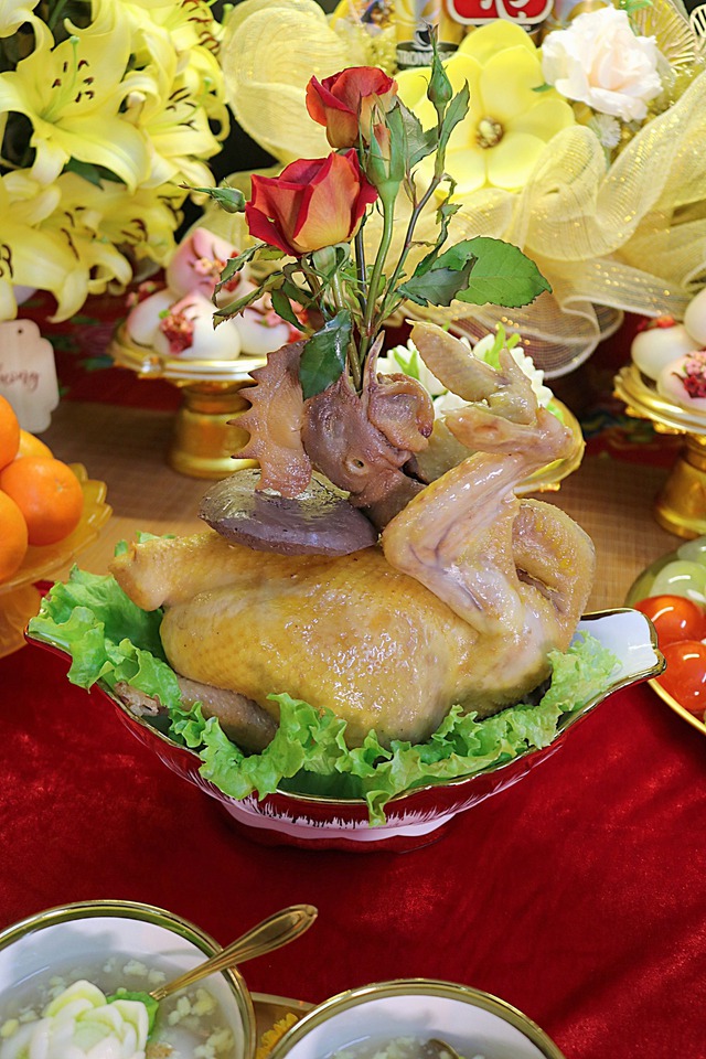Mẹ dặn "cúng Giao thừa phải có gà trống hoa": Hóa ra lý do sâu xa lại mang ý nghĩa phong thủy chấn động thế này!- Ảnh 2. Mẹ dặn "cúng Giao thừa phải có gà trống hoa": Hóa ra lý do sâu xa lại mang ý nghĩa phong thủy chấn động thế này!- Ảnh 2.