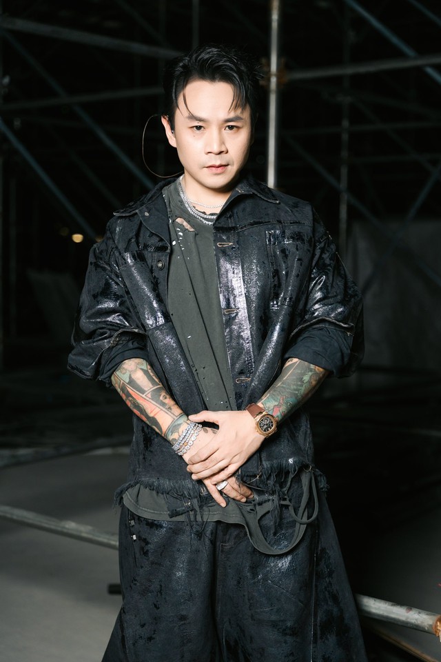 Châu Bùi "không có Valentine", Binz chỉ có thái độ thế này- Ảnh 1. Châu Bùi "không có Valentine", Binz chỉ có thái độ thế này- Ảnh 1.