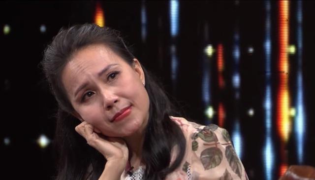 Nữ ca sĩ đ&oacute;n Tết ở nh&agrave; 20 tỷ TP.HCM: "T&ocirc;i cam t&acirc;m chịu cực khổ"- Ảnh 2.