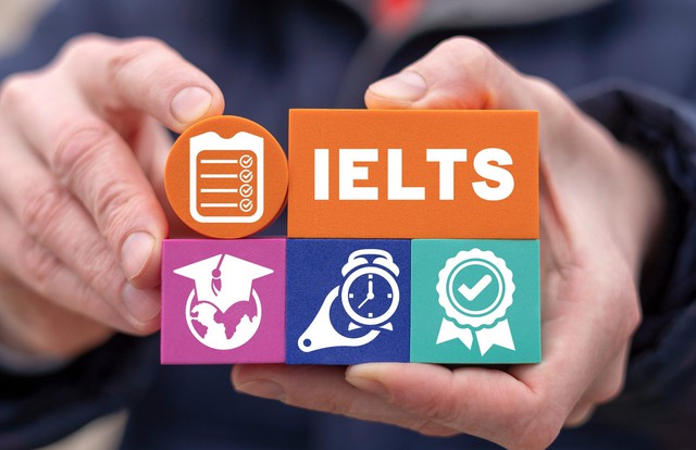 IELTS, TOEFL hay SAT?- Ảnh 1.
