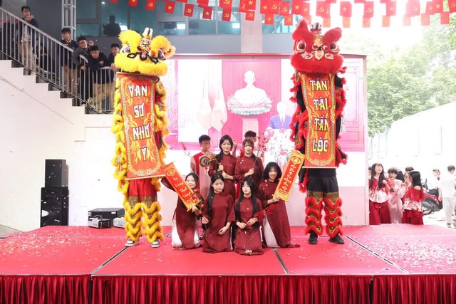 Trường THPT Đ&ocirc;ng Kinh tổ chức chương tr&igrave;nh &ldquo;Xu&acirc;n gắn kết &ndash; Tết đo&agrave;n vi&ecirc;n&rdquo; ch&agrave;o mừng Xu&acirc;n B&iacute;nh Ngọ 2026 - Ảnh 2.