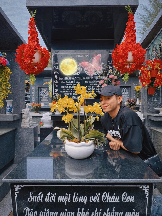 Hai nam ca sĩ U40 nổi tiếng hàng đầu Việt Nam mồ côi cả cha lẫn mẹ - Ảnh 3.