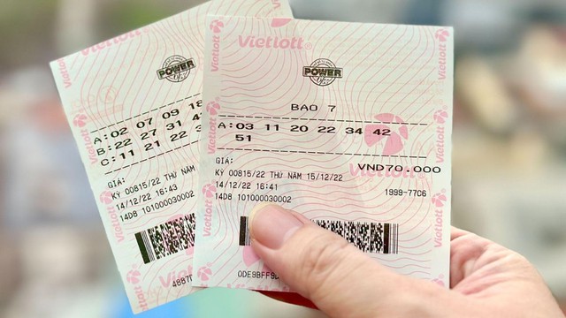 Kỳ tích Vietlott Max 3D Pro: Trúng 15 giải đặc biệt cùng lúc, nam thanh niên "ẵm" 36 tỷ đồng- Ảnh 1. Kỳ tích Vietlott Max 3D Pro: Trúng 15 giải đặc biệt cùng lúc, nam thanh niên "ẵm" 36 tỷ đồng- Ảnh 1.