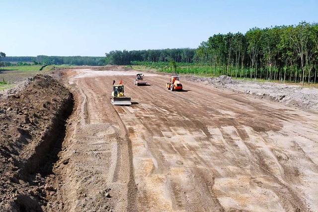 Siêu dự án 20.000 tỷ do liên danh Vingroup của tỷ phú Phạm Nhật Vượng thực hiện đang triển khai tới đâu?- Ảnh 1. Siêu dự án 20.000 tỷ do liên danh Vingroup của tỷ phú Phạm Nhật Vượng thực hiện đang triển khai tới đâu?- Ảnh 1.