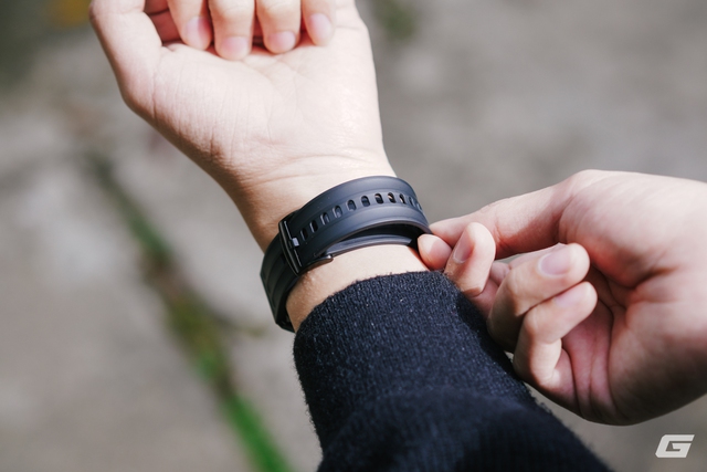 Trải nghiệm OPPO Watch S: Đeo nhẹ thoải m&aacute;i, pin tới 10 ng&agrave;y, thiết kế đặc biệt cho d&acirc;n "đi vụt"- Ảnh 7.