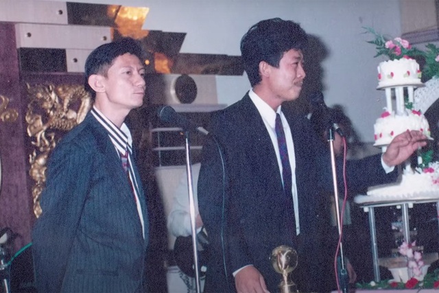 Nam nghệ sĩ sang Mỹ đi làm công nhân, bơm xăng: "Tôi vô danh tiểu tốt"- Ảnh 2. Nam nghệ sĩ sang Mỹ đi làm công nhân, bơm xăng: "Tôi vô danh tiểu tốt"- Ảnh 2.