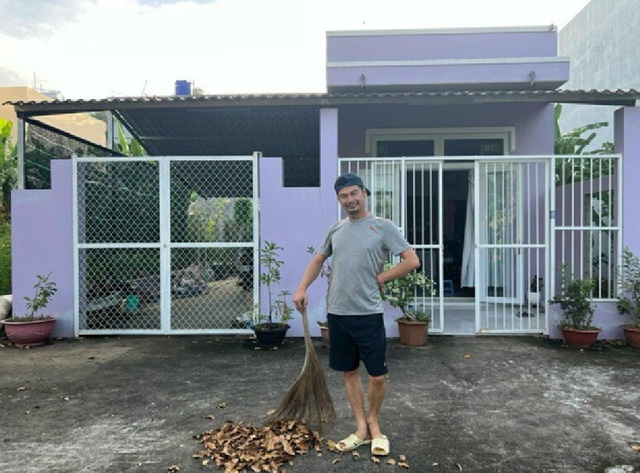 Nam diễn vi&ecirc;n U60 ở trọ TP.HCM 10 năm mới mua được nh&agrave; - Ảnh 2.