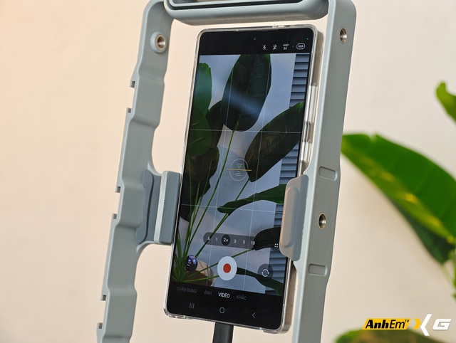 Reviewer Hải Triều đ&aacute;nh gi&aacute; Galaxy S25 Ultra sau 1 năm sử dụng: Kh&ocirc;ng chỉ l&agrave; smartphone, m&agrave; l&agrave; "cần c&acirc;u cơm" thực sự- Ảnh 5.