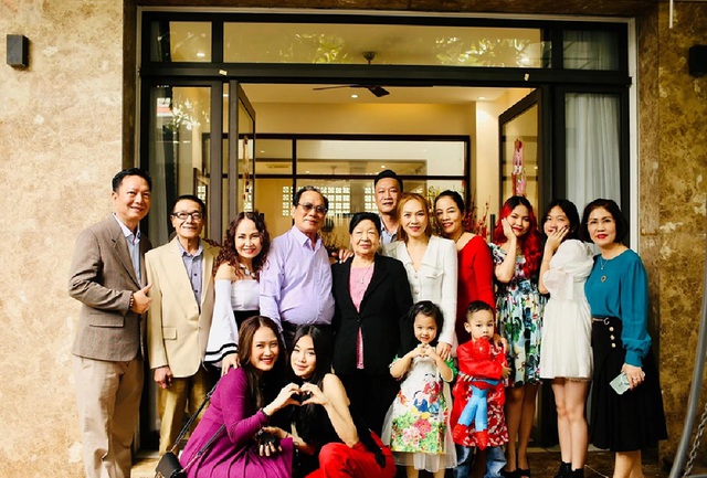 Mỹ Tâm đón anh chị ở nước ngoài về ăn Tết- Ảnh 1. Mỹ Tâm đón anh chị ở nước ngoài về ăn Tết- Ảnh 1.