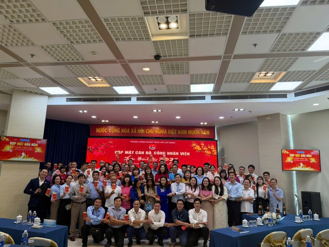 Từ khí thế đầu xuân đến khát vọng số hóa: Tuổi trẻ sẵn sàng cho năm bản lề 2026 - Ảnh 1.