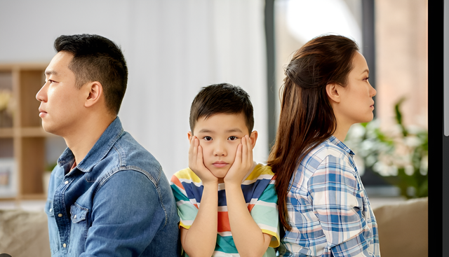 Khen con sai c&aacute;ch c&oacute; thể v&ocirc; t&igrave;nh g&acirc;y hại cho trẻ  - Ảnh 1.