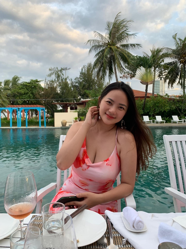 Đại gia U65 si mê mỹ nhân Việt kém 26 tuổi bất chấp thế nào, tặng toàn bộ tài sản hàng trăm tỷ- Ảnh 6. Đại gia U65 si mê mỹ nhân Việt kém 26 tuổi bất chấp thế nào, tặng toàn bộ tài sản hàng trăm tỷ- Ảnh 6.