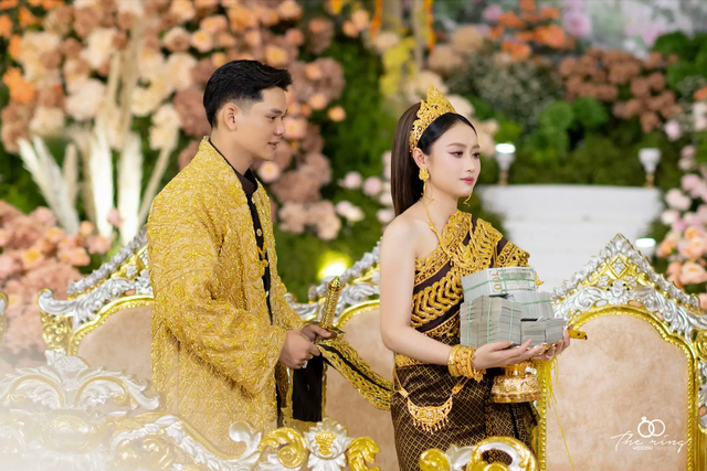 Cô dâu Tây Ninh lấy chồng Campuchia hé lộ “số phận” khoản tiền cưới bạc tỷ và "cơ ngơi hồi môn" triệu đô được bố mẹ tặng khi lấy chồng - Ảnh 9.