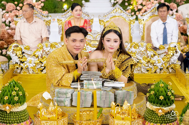 Cô dâu Tây Ninh lấy chồng Campuchia hé lộ “số phận” khoản tiền cưới bạc tỷ và "cơ ngơi hồi môn" triệu đô được bố mẹ tặng khi lấy chồng - Ảnh 10.