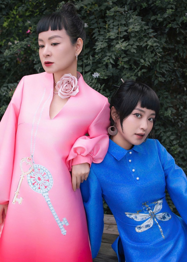 NTK Linh Moon dốc hết mọi vốn liếng để thực hiện giấc mơ của m&igrave;nh trong bộ sưu tập SOGNO NIGHT tại l&acirc;u đ&agrave;i Petrovsky  - Ảnh 3.