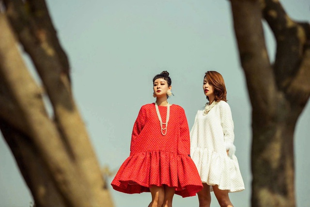 NTK Linh Moon dốc hết mọi vốn liếng để thực hiện giấc mơ của m&igrave;nh trong bộ sưu tập SOGNO NIGHT tại l&acirc;u đ&agrave;i Petrovsky  - Ảnh 4.