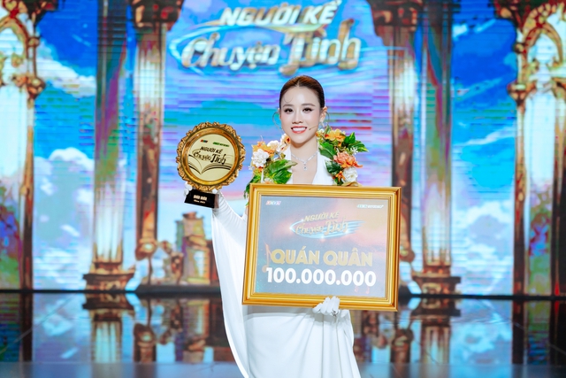 Nữ ca sĩ 29 tuổi đi hát tiệc kín gặp tình huống nhạy cảm- Ảnh 1. Nữ ca sĩ 29 tuổi đi hát tiệc kín gặp tình huống nhạy cảm- Ảnh 1.