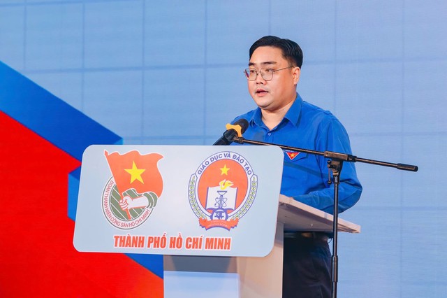 Rạng rỡ những "đ&oacute;a hoa" học đường: T&ocirc;n vinh bản lĩnh v&agrave; kh&aacute;t vọng chinh phục của học sinh Th&agrave;nh phố mang t&ecirc;n B&aacute;c- Ảnh 1.