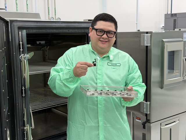 Tết với Tech Reviewer Duy Lu&acirc;n: Giỏ h&agrave;ng hiện tại của m&igrave;nh chỉ to&agrave;n đồ chơi cho con - Ảnh 1.