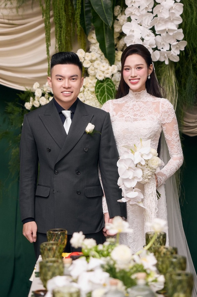 Đỗ Thị H&agrave; bị "t&oacute;m d&iacute;nh" qua camera thường, h&agrave;nh động khư khư với chồng doanh nh&acirc;n g&acirc;y ch&uacute; &yacute;  - Ảnh 5.