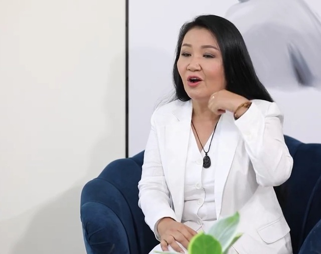 Nữ diễn viên truyền hình 60 tuổi nói thẳng đạo đức nghệ sĩ - Ảnh 2.