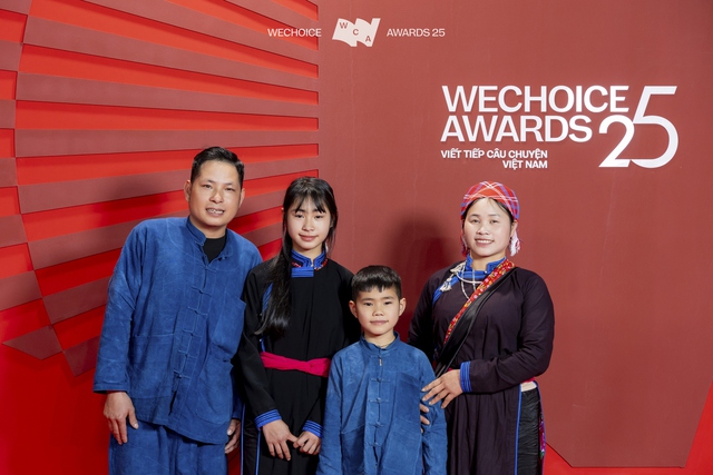 WeChoice 2025 xuất hiện một tiểu mỹ nh&acirc;n kh&ocirc;ng son phấn nhưng đẹp xao xuyến, hot rần rần c&otilde;i mạng- Ảnh 1.