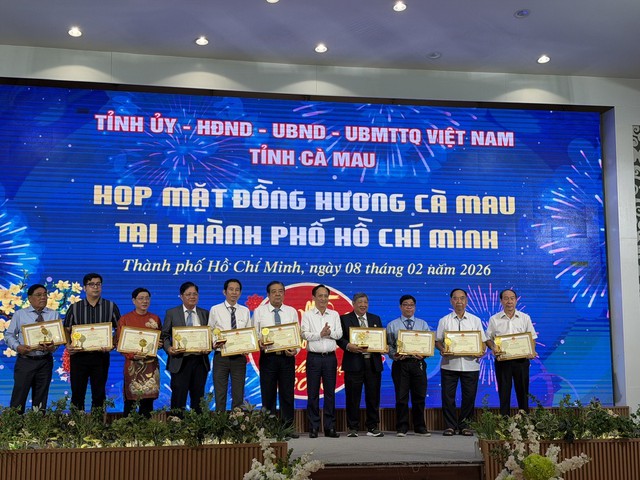 Ấm t&igrave;nh đồng hương C&agrave; Mau tại Th&agrave;nh phố Hồ Ch&iacute; Minh:&nbsp;Khi những tr&aacute;i tim lu&ocirc;n hướng về nguồn cội - Ảnh 4.