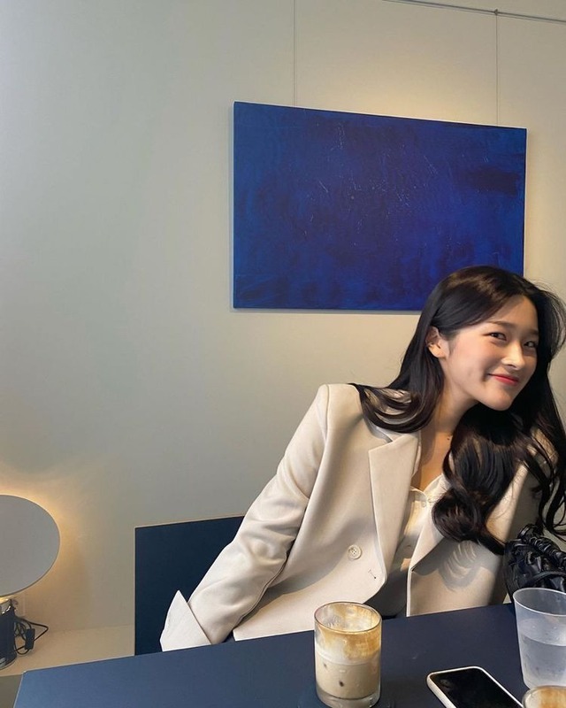 Việc đầu ti&ecirc;n cần l&agrave;m ngay khi nhận thưởng Tết - Ảnh 2.