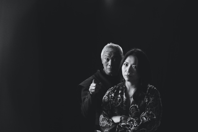 Đ&agrave;o Anh Thơ t&aacute;i xuất với loạt tranh khổ lớn tại triển l&atilde;m c&ugrave;ng cha Đ&agrave;o Anh Kh&aacute;nh- Ảnh 1.