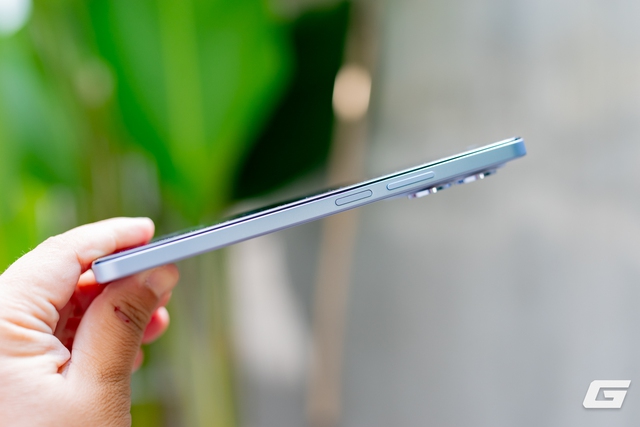 Tr&ecirc;n tay HONOR X8d: Nh&igrave;n mỏng m&agrave; pin tận 7000mAh, c&oacute; t&iacute;nh năng m&agrave; nhiều flagship kh&ocirc;ng c&oacute;, gi&aacute; từ 8 triệu đồng- Ảnh 4.