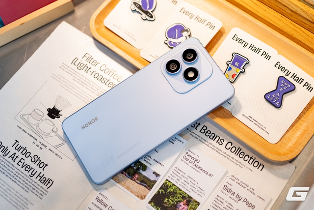 Tr&ecirc;n tay HONOR X8d: Nh&igrave;n mỏng m&agrave; pin tận 7000mAh, c&oacute; t&iacute;nh năng m&agrave; nhiều flagship kh&ocirc;ng c&oacute;, gi&aacute; từ 8 triệu đồng- Ảnh 14.