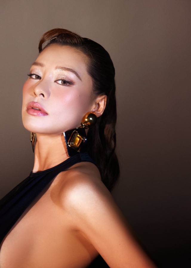 Vẻ ngo&agrave;i g&acirc;y sốc của mỹ nh&acirc;n Việt đẹp chấp Hoa hậu, c&agrave;ng c&oacute; tuổi c&agrave;ng thăng hạng nhan sắc mới t&agrave;i  - Ảnh 7.