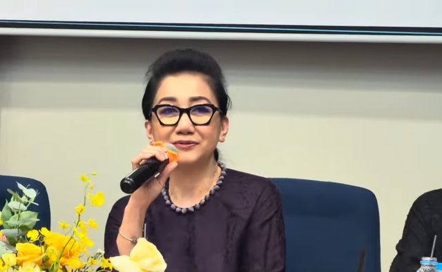 Nữ NSƯT đi Mỹ 14 năm giờ mới về nước, nghẹn ng&agrave;o n&oacute;i 1 điều- Ảnh 1.