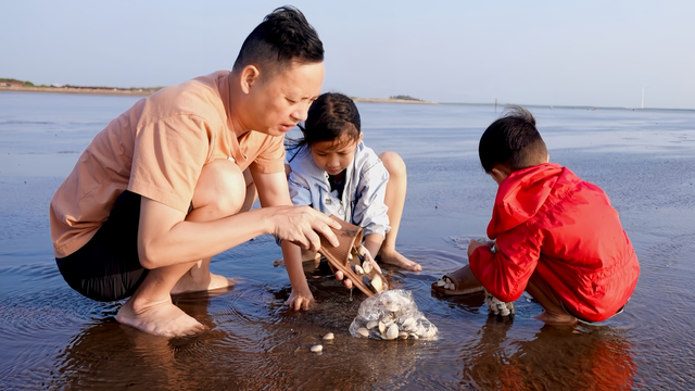 Nhạc sĩ Nguyễn Hải Phong g&acirc;y bất ngờ với quan điểm: "T&ocirc;i kh&ocirc;ng xem việc dạy con qu&aacute; quan trọng!"- Ảnh 2.