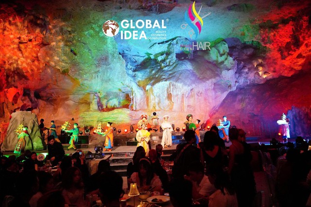 Hair Show "festival of colors" - Bốn M&ugrave;a Tỉnh Thức.  - Ảnh 4.