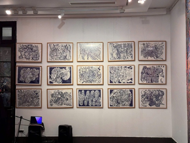 Triển l&atilde;m "D&ograve;ng chảy đột biến&rdquo; hứa hẹn mang đến kh&ocirc;ng gian nghệ thuật s&acirc;u lắng, kết nối hai thế hệ nghệ sĩ trong c&ugrave;ng một d&ograve;ng chảy s&aacute;ng tạo - Ảnh 3.