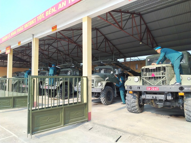 Sức trẻ xung kích trên trận địa tên lửa Trung đoàn 213 - Ảnh 8.