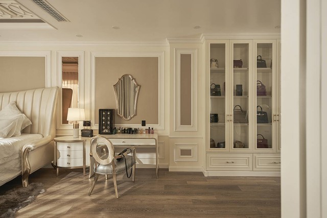 Lệ Quy&ecirc;n sống sang chảnh trong biệt thự 600m2, tuy&ecirc;n bố 3,6 tỷ chỉ đủ x&acirc;y cổng nh&agrave; - Ảnh 15.