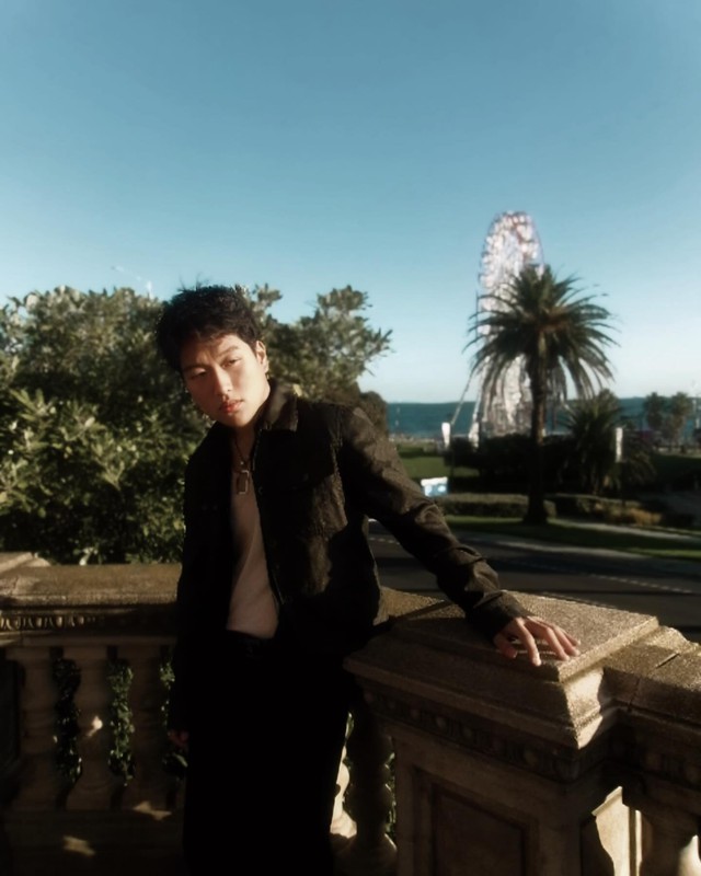 Người đ&aacute;nh bại HIEUTHUHAI, sở hữu ca kh&uacute;c hot nhất YouTube Việt hiện tại: Sinh năm 2k5 học RMIT, IELTS 8.0- Ảnh 4.