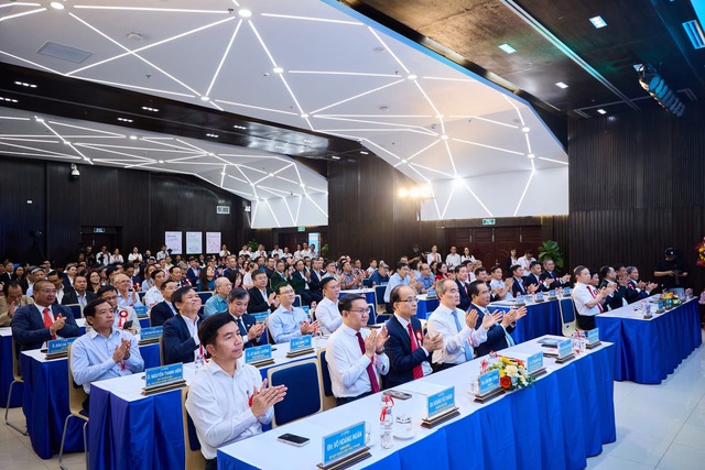 C&ocirc;ng vi&ecirc;n phần mềm Quang Trung: 25 năm x&acirc;y dựng v&agrave; ph&aacute;t triển, khẳng định vai tr&ograve; hạt nh&acirc;n trong chiến lược kinh tế số của th&agrave;nh phố Hồ Ch&iacute; Minh - Ảnh 5.