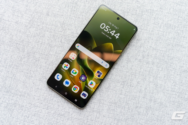 Cận cảnh Signature và Edge 70: Bộ đôi Flagship mới của Motorola có gì đặc biệt? - Ảnh 18.