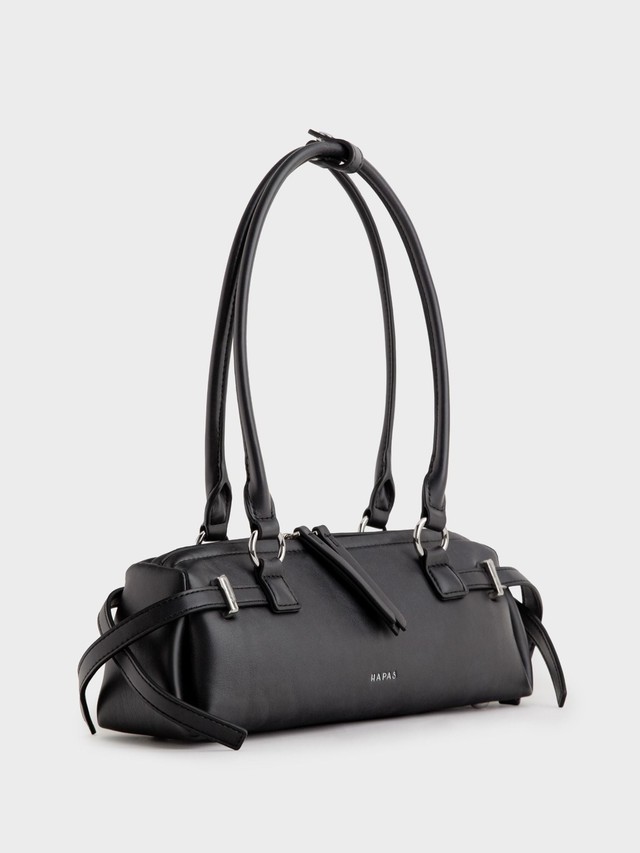 B&oacute;c gi&aacute; chiếc t&uacute;i Chanel 2026 khiến Go Youn Jung m&ecirc; mẩn: H&oacute;a ra đ&acirc;y l&agrave; xu hướng 'sang chảnh h&oacute;a' mọi set đồ c&ocirc;ng sở - Ảnh 9.