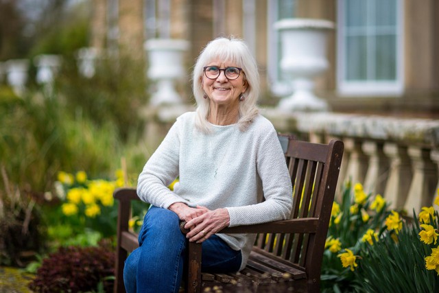 Người phụ nữ không bao giờ biết đau - Ảnh 2.