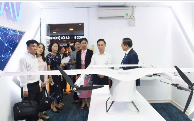 Khơi d&ograve;ng kiều hối cho khoa học c&ocirc;ng nghệ: TP. Hồ Ch&iacute; Minh tạo &ldquo;c&uacute; h&iacute;ch&rdquo; chiến lược hướng tới tăng trưởng bền vững - Ảnh 1.