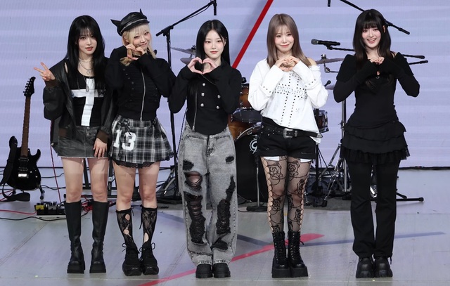 Mỹ nh&acirc;n cả đời đi t&igrave;m 1 lần rực rỡ: Sự nghiệp cả ngh&igrave;n kiếp nạn, debut nh&oacute;m nhạc n&agrave;o nh&oacute;m đ&oacute; tan r&atilde; - Ảnh 4.