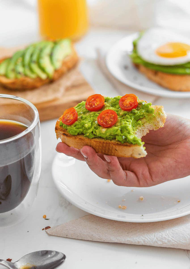 Một nh&agrave; thần kinh học tiết lộ đ&atilde; từ bỏ 5 th&oacute;i quen ngay khi biết ch&uacute;ng "L&Agrave;M G&Igrave;" với bộ n&atilde;o của m&igrave;nh - Ảnh 4.