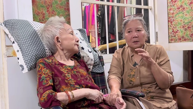 Nữ NSND từ Mỹ về Việt Nam sau 14 năm cùng đàn em làm 1 việc- Ảnh 2. Nữ NSND từ Mỹ về Việt Nam sau 14 năm cùng đàn em làm 1 việc- Ảnh 2.