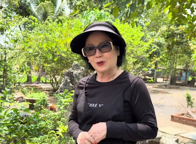 "Hoa khôi cải lương" U80: Tôi muốn 1 điều sau khi lìa đời- Ảnh 2. "Hoa khôi cải lương" U80: Tôi muốn 1 điều sau khi lìa đời- Ảnh 2.