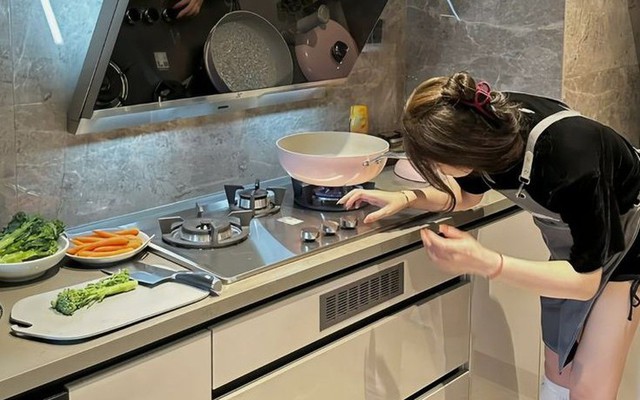 Bố mẹ chồng đ&oacute;n t&ocirc;i về ở chung, 3 th&aacute;ng sau t&ocirc;i phải tự t&igrave;m đường rời đi- Ảnh 1.