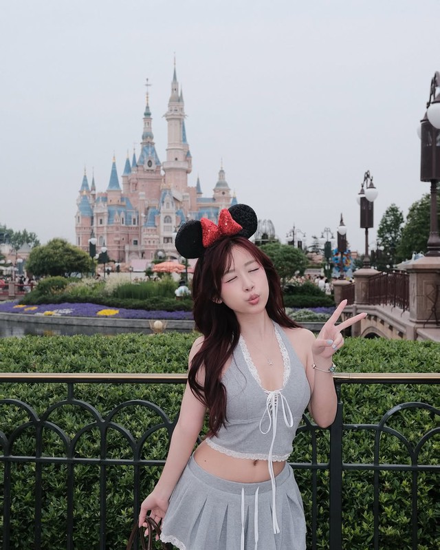 Mỹ nữ cao 1m49 nổi khắp TikTok v&igrave; s&agrave;nh điệu: Chưa bao giờ mặc xấu, chưa một lần chậm trend- Ảnh 13.